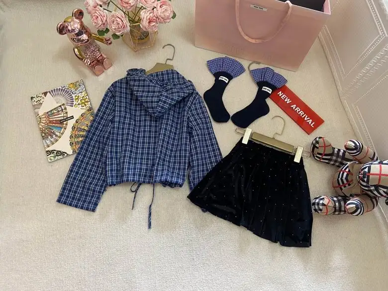 MiuMiu sz120-170  (8)